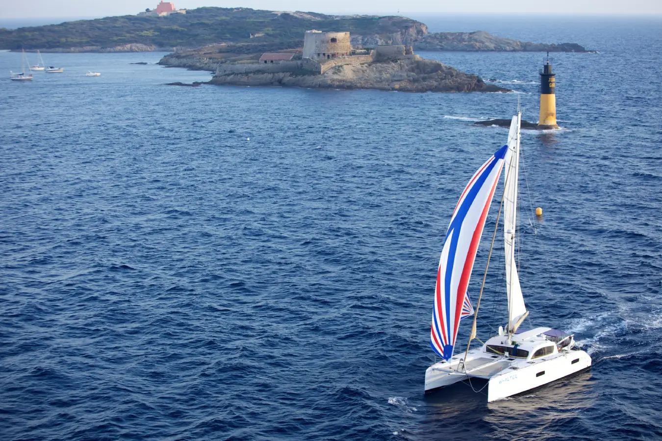 100 outremer 45 4 - Outremer